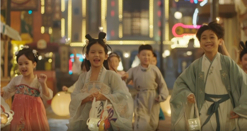 Children sing Mid-Autumn Festival